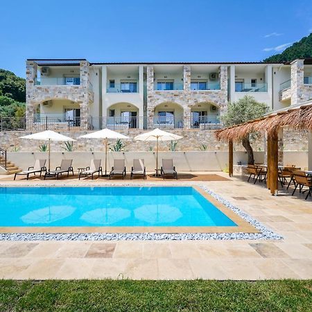 Mon Avis Boutique Hotel Chrisi Ammoudia Exterior foto